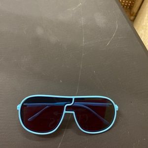 Puzzled sunglasses